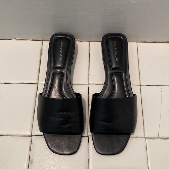 Vince Camuto Cheleah Slide Sandal - Picture 5 of 7